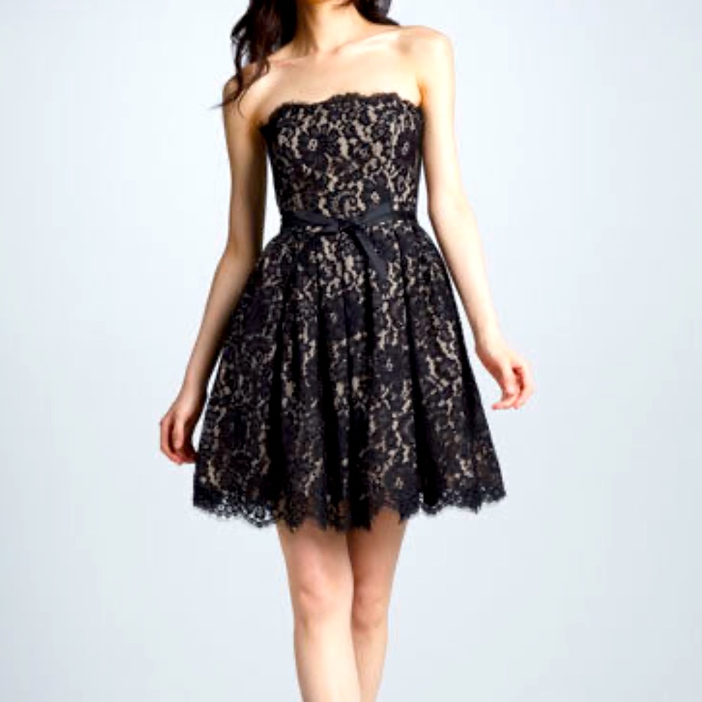 ROBERT RODRIGUEZ for NEIMAN MARCUS, BLACK LACE STRAPLESS